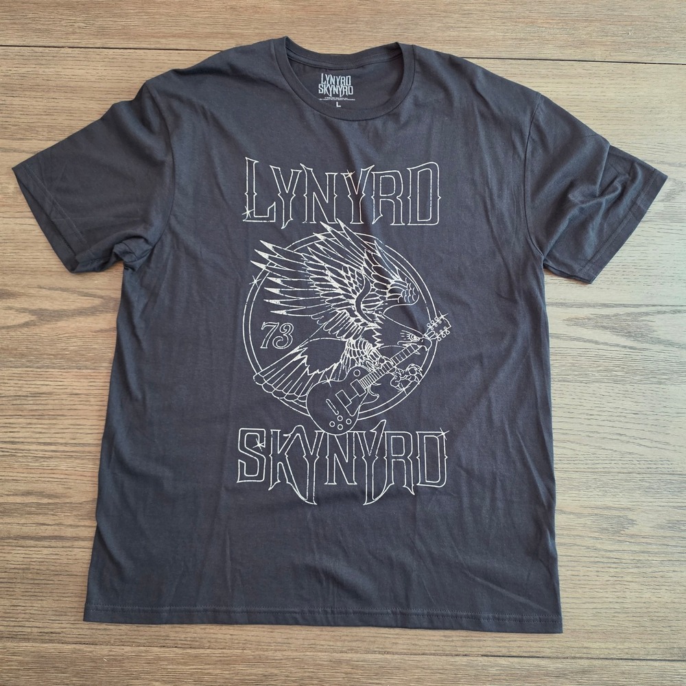 Lynyrd Skynyrd Men Black Graphic T-Shirt Eagle Guitar 73 Band Tee Large NWOT